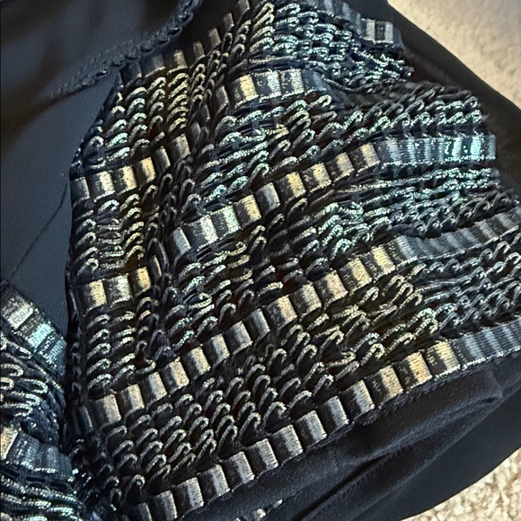 SLNY sleeveless embellished dress - Picture 4 of 4